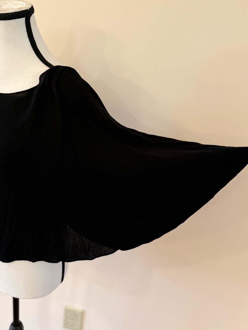NYMPHE Black Women's Tank Top - Classic Crew Neck size Small - Picture 5 of 7